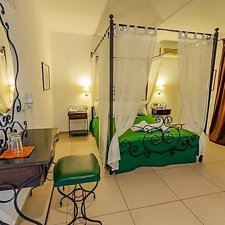 Otel Esperides 3*