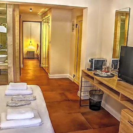 Esperides Otel 3*